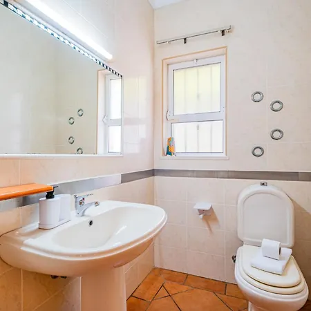 Okapi By Atlantic Places Villa *