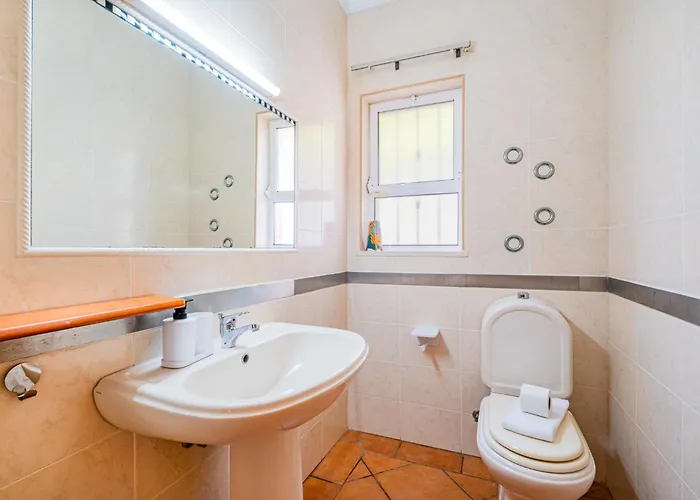 Okapi By Atlantic Places Villa *