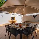 Vila Okapi By Atlantic Places